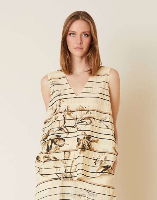 Manila Grace ملابس نحيف البيج الرملي بلوزة من قطن الجاكار مع ياقة على شكل حرف V Z2TJ163