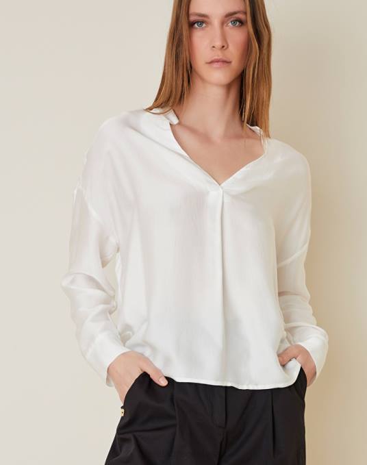 Manila Grace ملابس نحيف قبالة الأبيض بلوزة بياقة شريطية ورقبة على شكل حرف V Z2TJ207