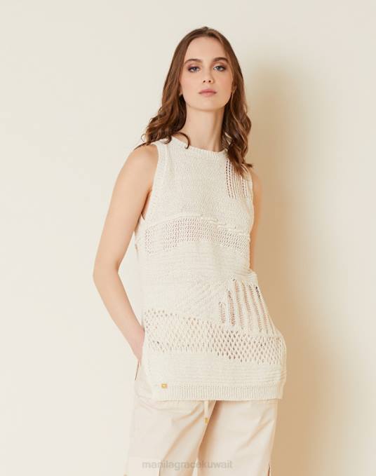 Manila Grace ملابس نحيف البيج الرملي بلوزة بياقة دائرية منسوجة بثقوب Z2TJ157