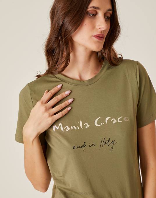 Manila Grace ملابس نحيف الأخضر العسكري تي شيرت بطبعة شعار ذهبي Z2TJ287