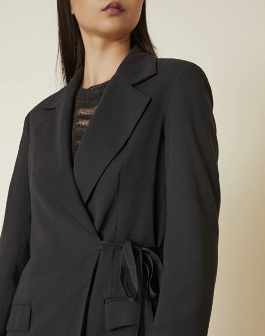 Manila Grace ملابس نحيف أسود سترة ملفوفة من مزيج الفيسكوز Z2TJ323