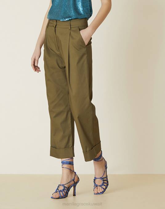 Manila Grace ملابس نحيف الأخضر العسكري بنطلون قصير من القطن المطاطي Z2TJ426